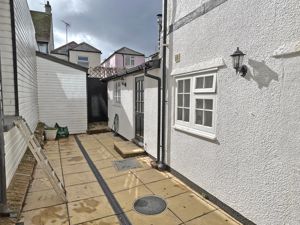 Photo 8- click for photo gallery